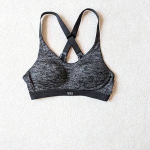 Victoria's Secret sport VSX Heather gray sports bra Size 32a